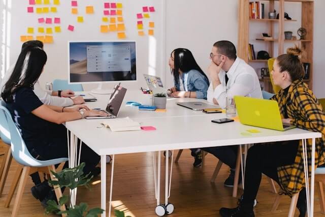 The-Simple-Secrets-of-UIUX